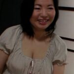 Gカップ爆乳を持て余す黒髪童顔五十路熟女！乱暴にカラダを弄られ強烈な快感に酔いしれるドM熟女の息も絶え絶えな絶頂イキSEX！