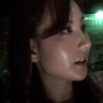 おっとり清楚な雰囲気の奥様に夫婦生活のインタビューに答えて欲しいと車に連れ込み…謝礼も出ると言ったらサービス満点、着痩せする巨乳奥さんはド淫乱！