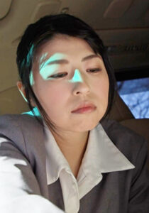 転職先の社長から役員を任命された美熟女の代償は･･･。白い肌の巨乳を麻縄で赤く染め、アブノーマルな甘美な快感にハマる美熟女！