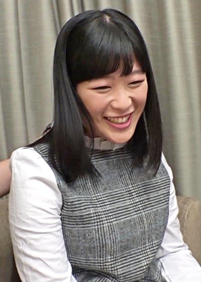 デカすぎる!!地味系美少女、脱いだらふわふわ爆乳の持ち主だった